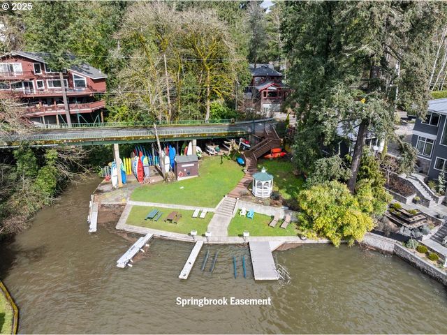 4277 UPPER Dr, Lake Oswego, OR 97035