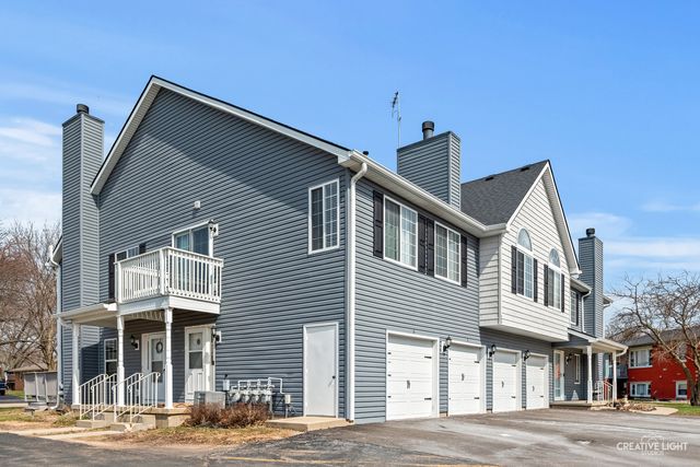 208 Maple Street C, Sugar Grove, IL 60554