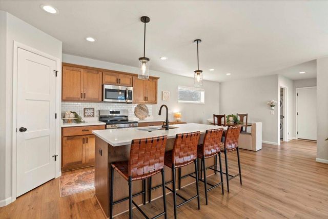 700 Indigo Lane, Waunakee, WI 53597