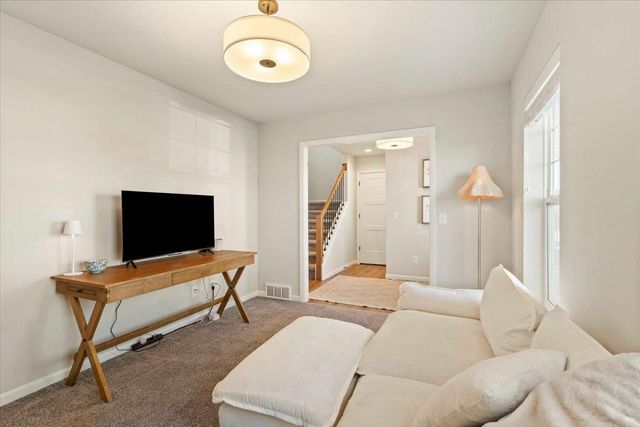 700 Indigo Lane, Waunakee, WI 53597