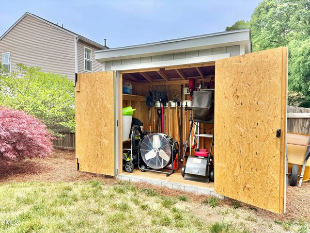1236 Sunday Silence Drive, Knightdale, NC 27545