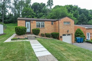 217 Northmont Dr, Penn Hills, PA 15147