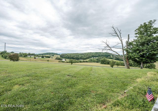 551 Douglas Dam Rd, Kodak, TN 37764