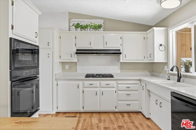 3301 Turtle Creek Drive, Santa Maria, CA 93455