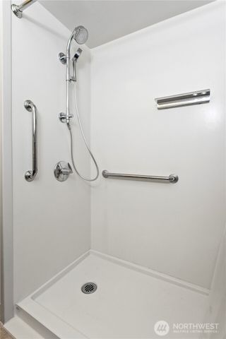 3017 Ammons Drive, Longview, WA 98632