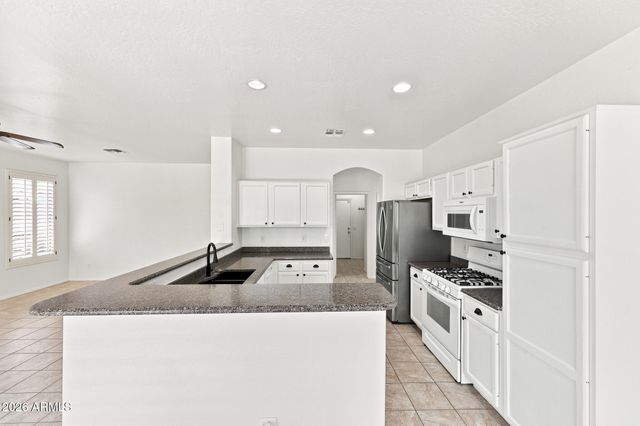 12625 W HOLLYHOCK Drive, Avondale, AZ 85392
