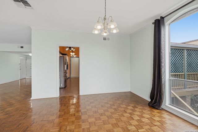 3678 Hidden Dr Apt 905, San Antonio, TX 78217