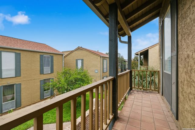 3678 Hidden Dr Apt 905, San Antonio, TX 78217