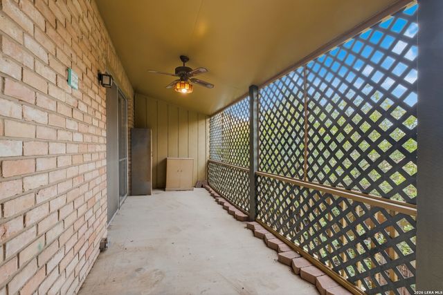 3678 Hidden Dr Apt 905, San Antonio, TX 78217