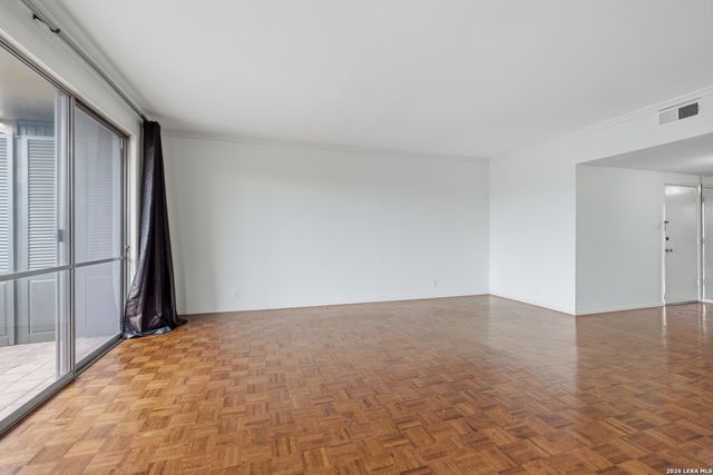 3678 Hidden Dr Apt 905, San Antonio, TX 78217