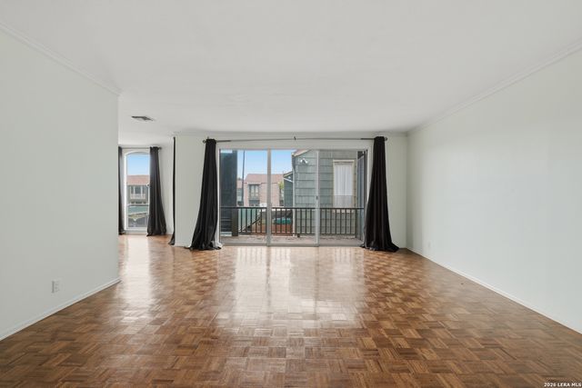 3678 Hidden Dr Apt 905, San Antonio, TX 78217
