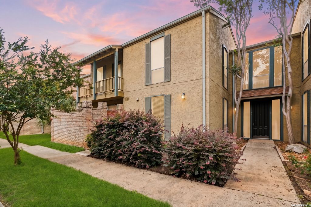 3678 Hidden Dr Apt 905, San Antonio, TX 78217