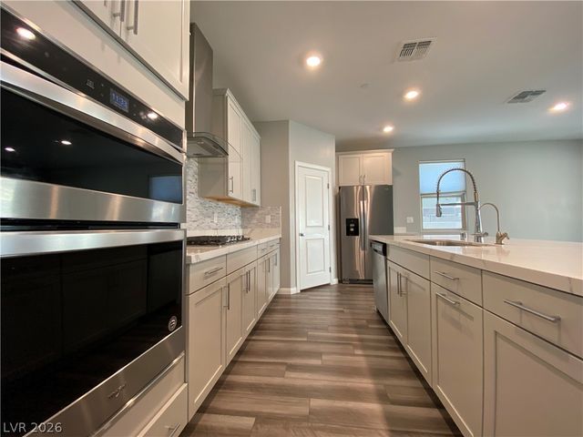 355 Wind Poppy Street, Las Vegas, NV 89138