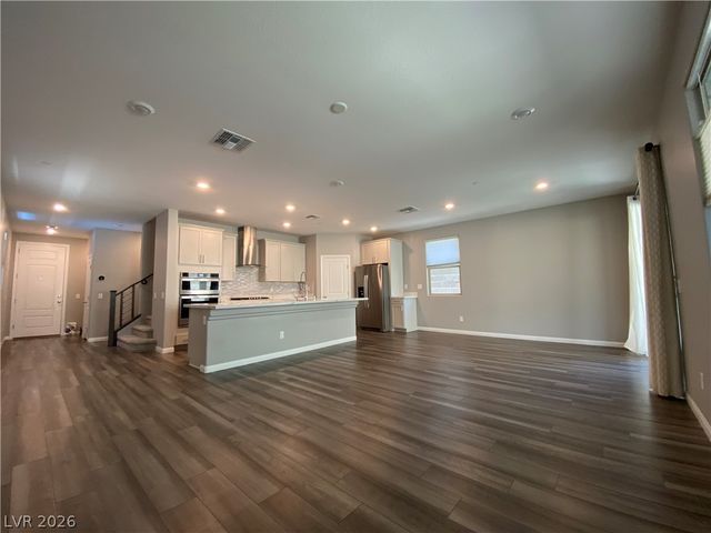 355 Wind Poppy Street, Las Vegas, NV 89138