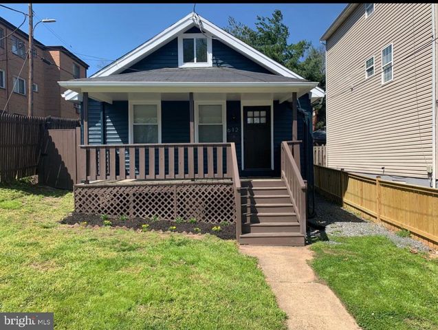 612 44TH ST NE, Washington, DC 20019
