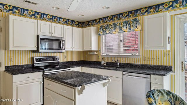 6 Chalford Place, Pinehurst, NC 28374