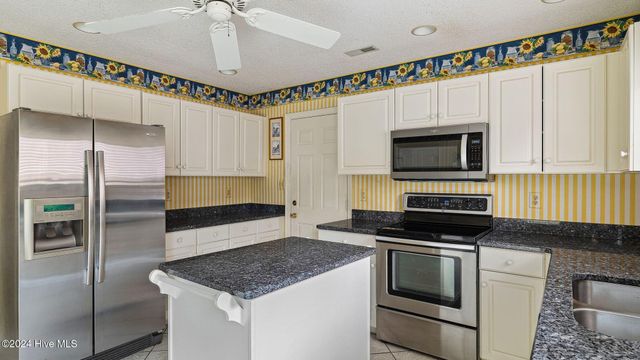 6 Chalford Place, Pinehurst, NC 28374