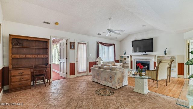 6 Chalford Place, Pinehurst, NC 28374