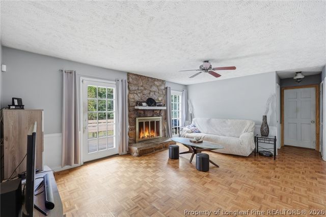 2337 Rolling Hill Road, Fayetteville, NC 28304