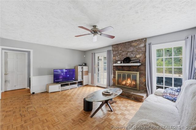 2337 Rolling Hill Road, Fayetteville, NC 28304