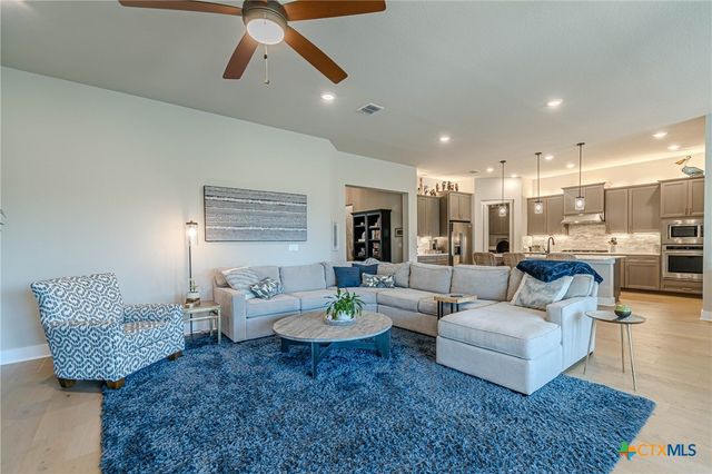 109 Twirling Pecan Cove, San Marcos, TX 78666