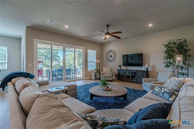 109 Twirling Pecan Cove, San Marcos, TX 78666