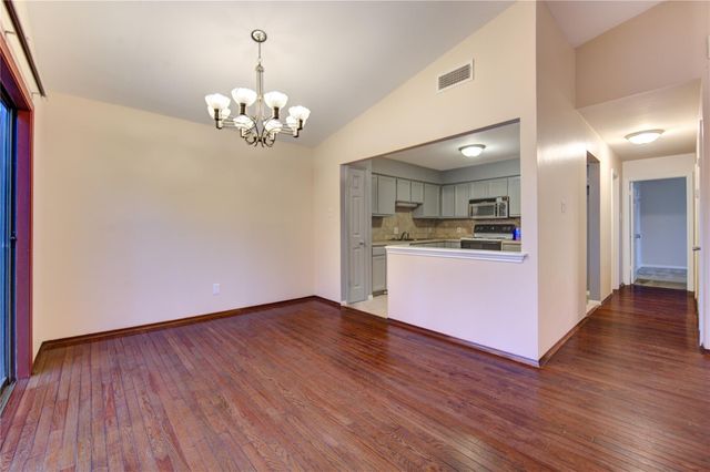 7855 Champion Pines Drive 60, Spring, TX 77379