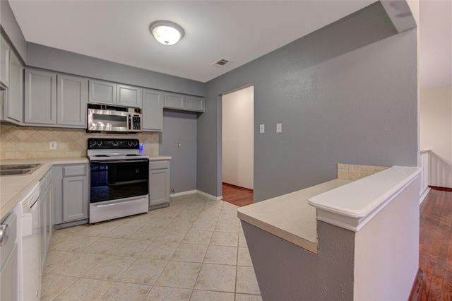 7855 Champion Pines Drive 60, Spring, TX 77379