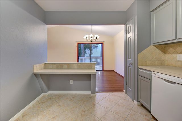 7855 Champion Pines Drive 60, Spring, TX 77379
