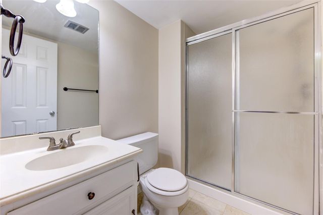 7855 Champion Pines Drive 60, Spring, TX 77379