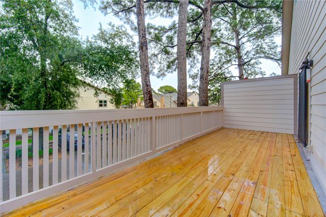 7855 Champion Pines Drive 60, Spring, TX 77379