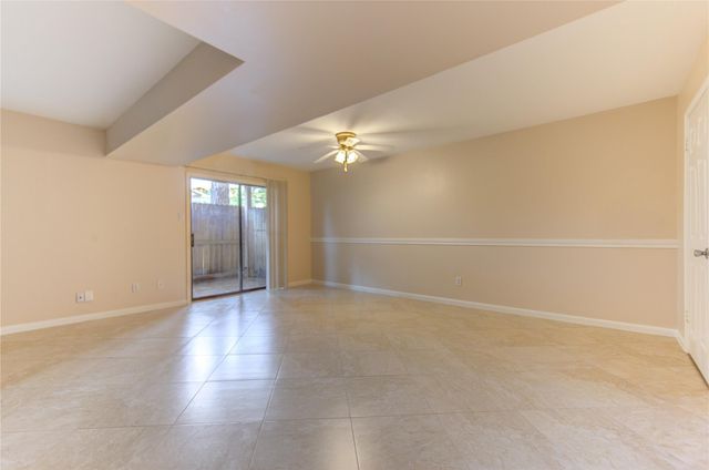 7855 Champion Pines Drive 60, Spring, TX 77379