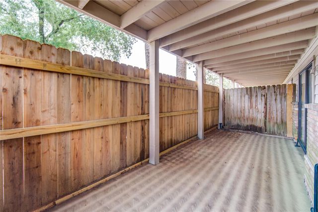 7855 Champion Pines Drive 60, Spring, TX 77379