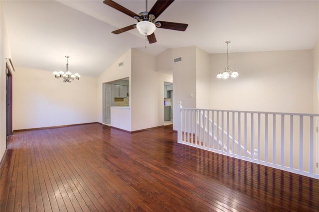 7855 Champion Pines Drive 60, Spring, TX 77379