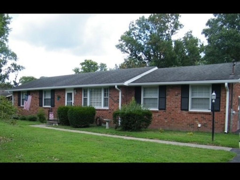 103 Wayne Ct, Hendersonville, TN 37075
