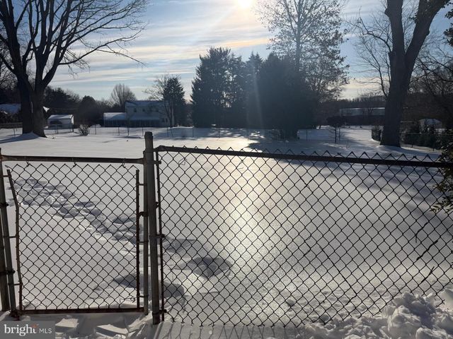 3713 MEYER LN, Hatboro, PA 19040