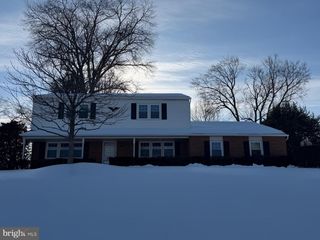 3713 MEYER LN, Hatboro, PA 19040