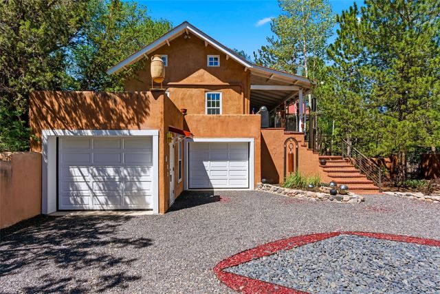 1442 Bishops Lodge Road, Santa Fe, NM 87506
