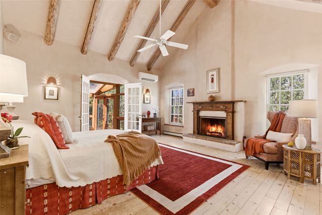 1442 Bishops Lodge Road, Santa Fe, NM 87506