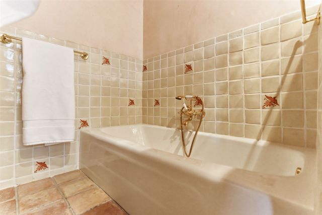 1442 Bishops Lodge Road, Santa Fe, NM 87506