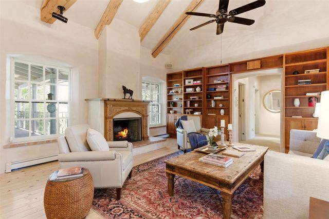 1442 Bishops Lodge Road, Santa Fe, NM 87506