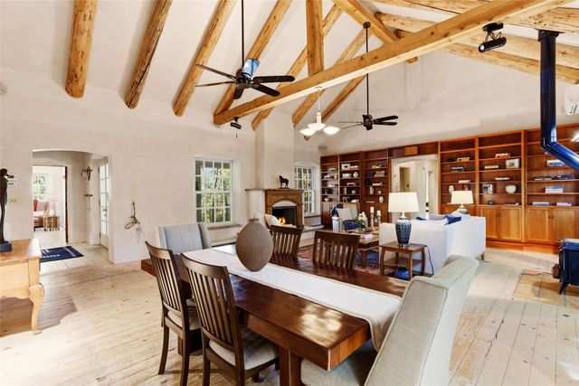 1442 Bishops Lodge Road, Santa Fe, NM 87506