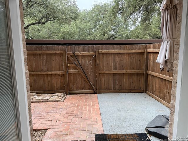 8715 Starcrest Dr Apt 23, San Antonio, TX 78217