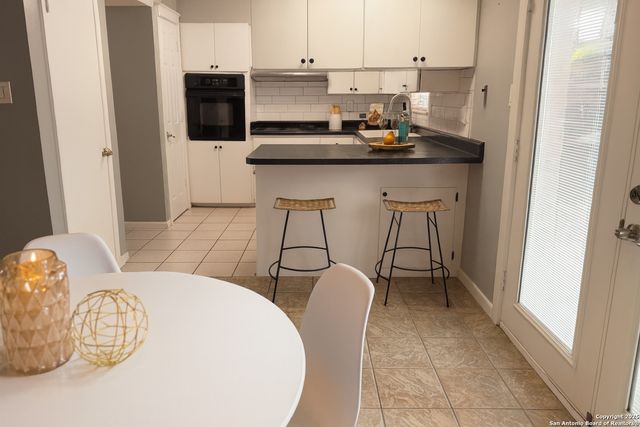 8715 Starcrest Dr Apt 23, San Antonio, TX 78217