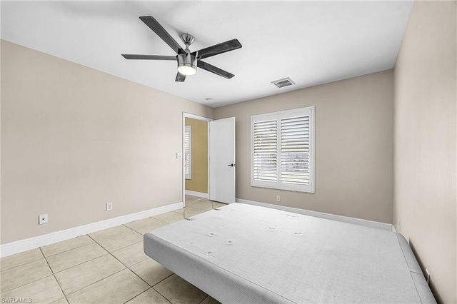 15552 Horseshoe LN, Fort Myers, FL 33905