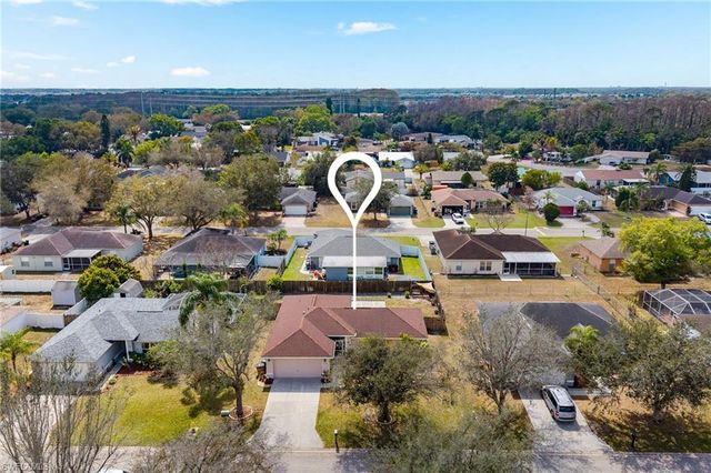 15552 Horseshoe LN, Fort Myers, FL 33905