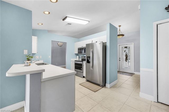 15552 Horseshoe LN, Fort Myers, FL 33905