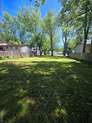 NA Vl Rio Vista, Commerce Twp, MI 48382