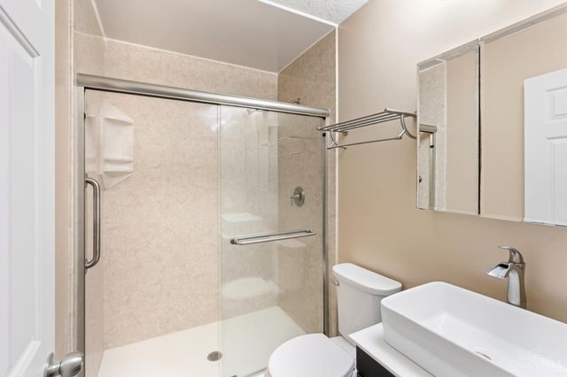 869 Greengate Drive, Lebanon, OH 45036