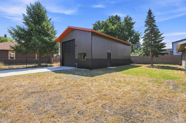 10504 E 4th Ave, Spokane Valley, WA 99206
